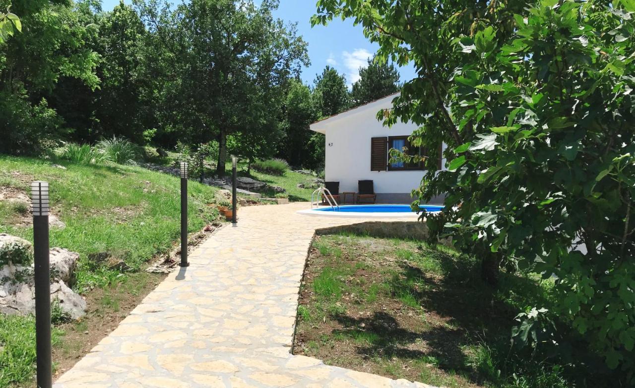 Holiday Home Deni Roc Exterior photo